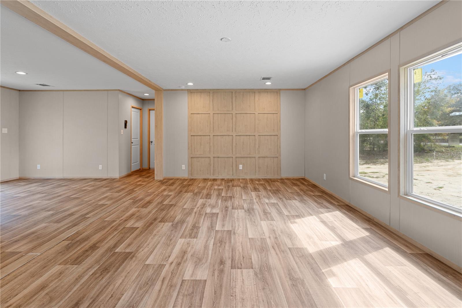 UNIVERSITY ESTATES - Residential