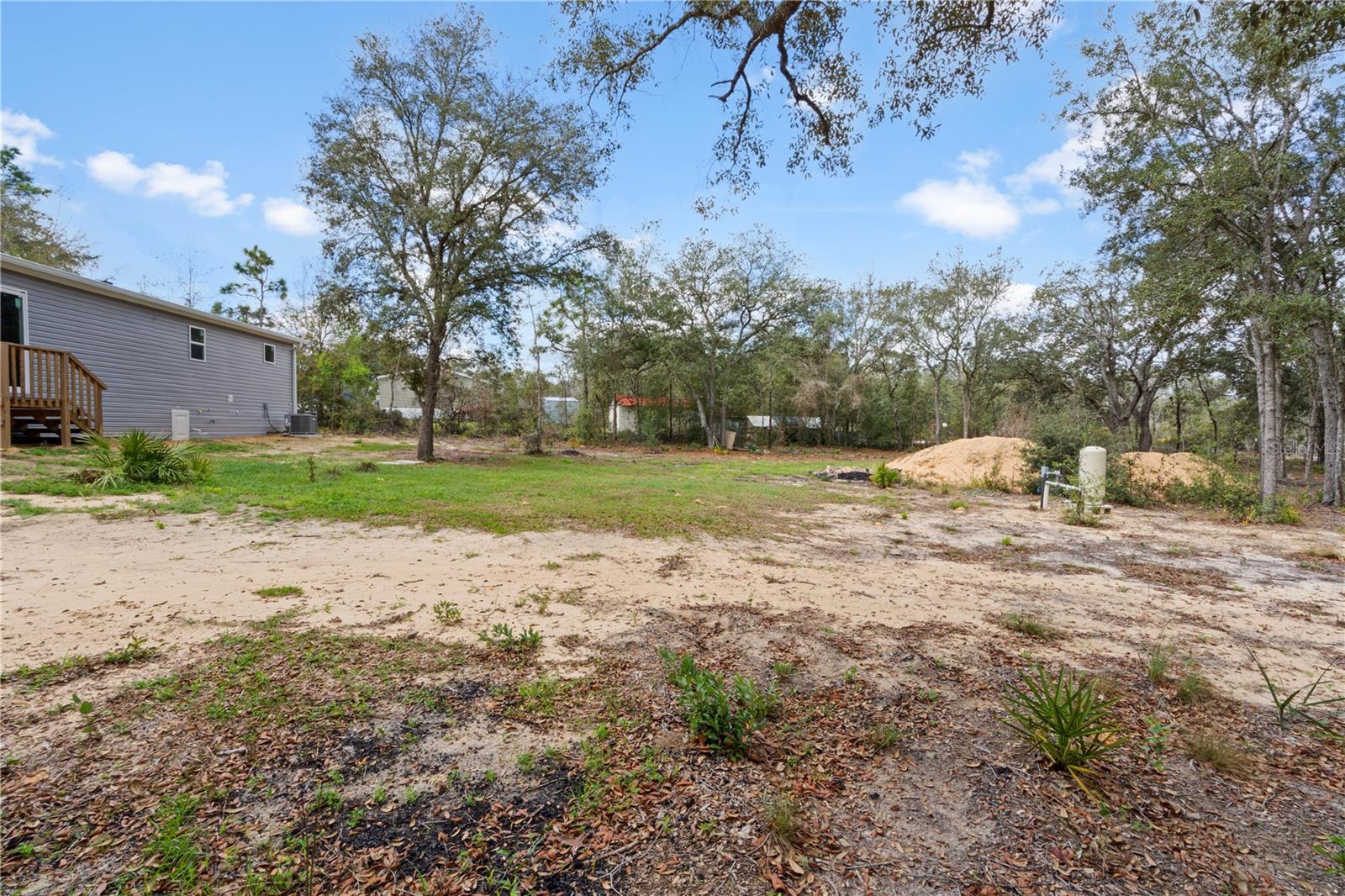 UNIVERSITY ESTATES - Residential