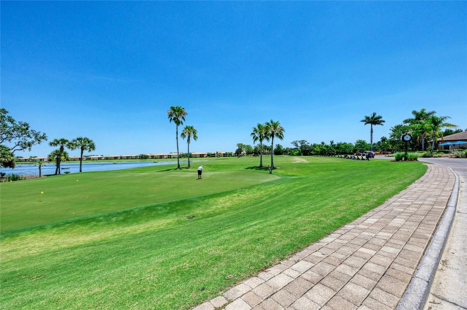 RIVER STRAND GOLF AND COUNTRY CLUB - Residential