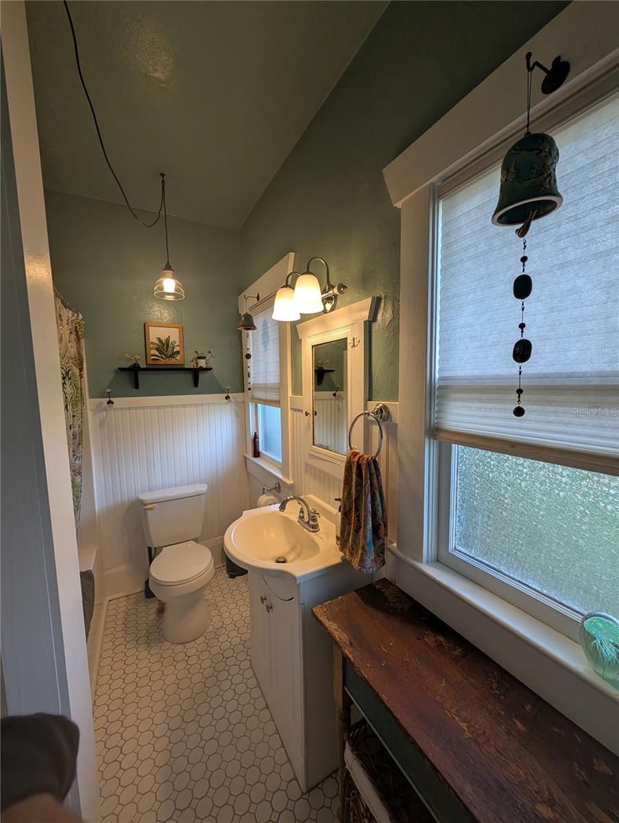 HARTS LTS F & G BLK 05 RICHS ADD DELAND - Residential