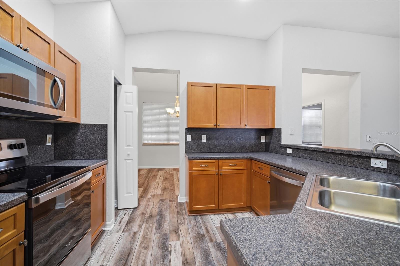 RIVERCREST PH 1B1 - Residential