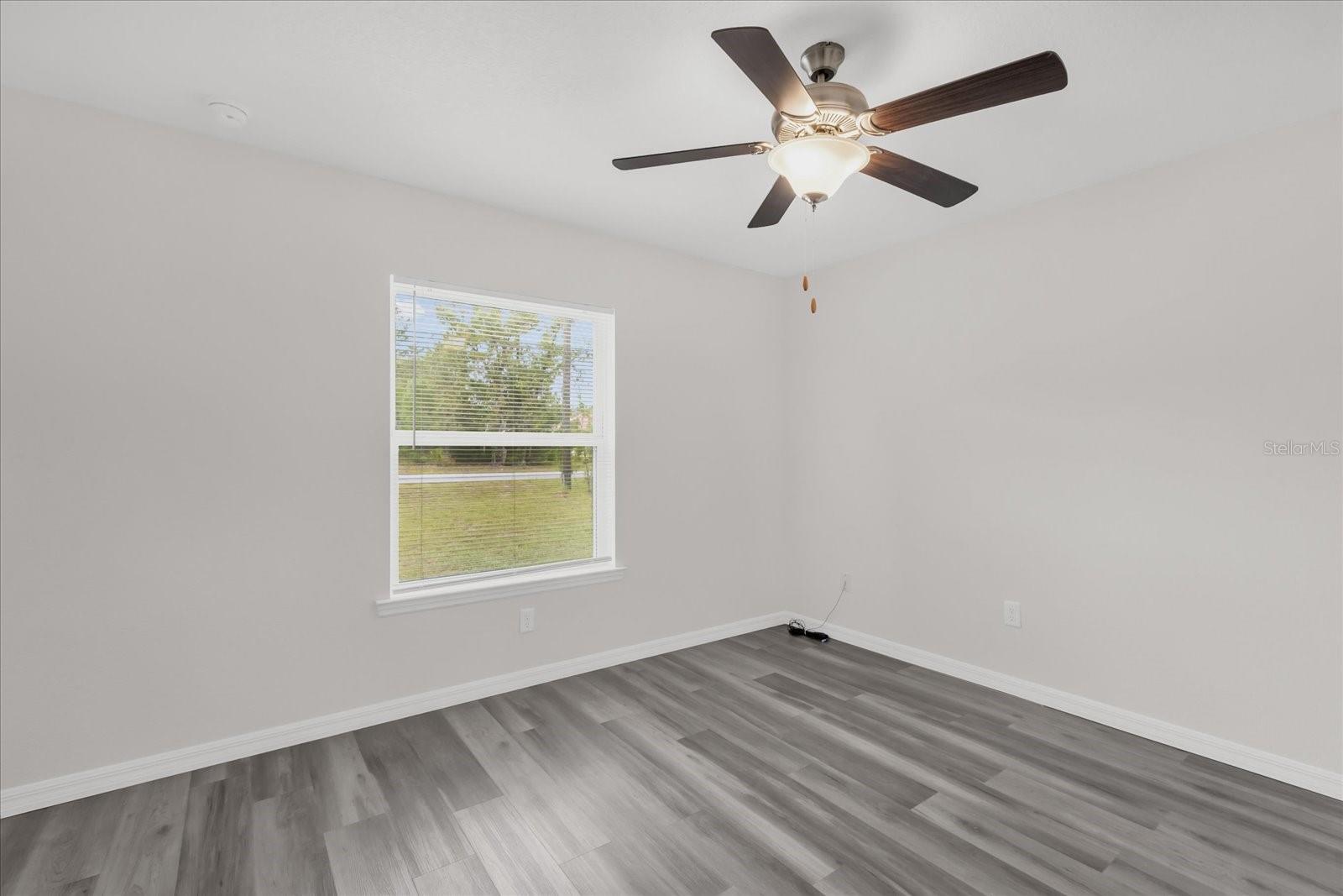 SILVER SPGS SHORES UN #35 - Residential