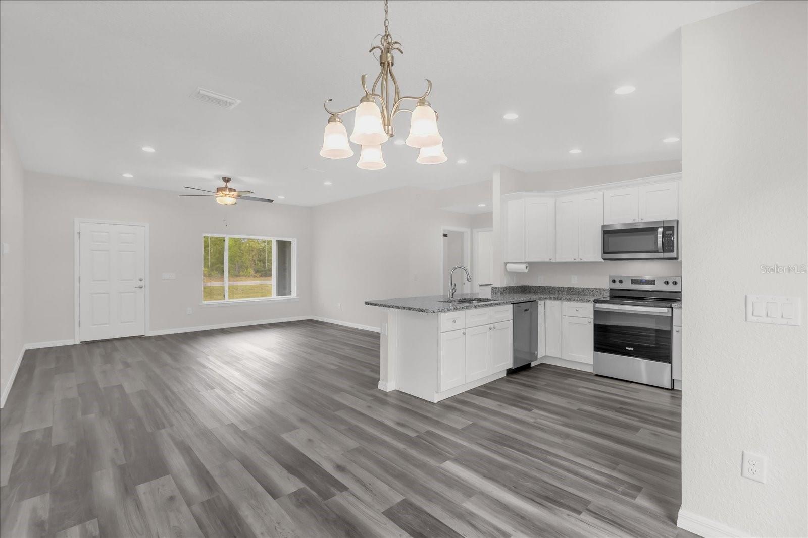 SILVER SPGS SHORES UN #35 - Residential