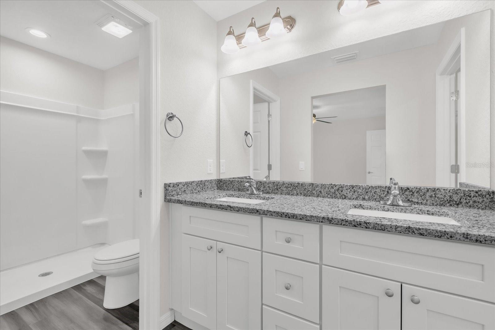 SILVER SPGS SHORES UN #35 - Residential