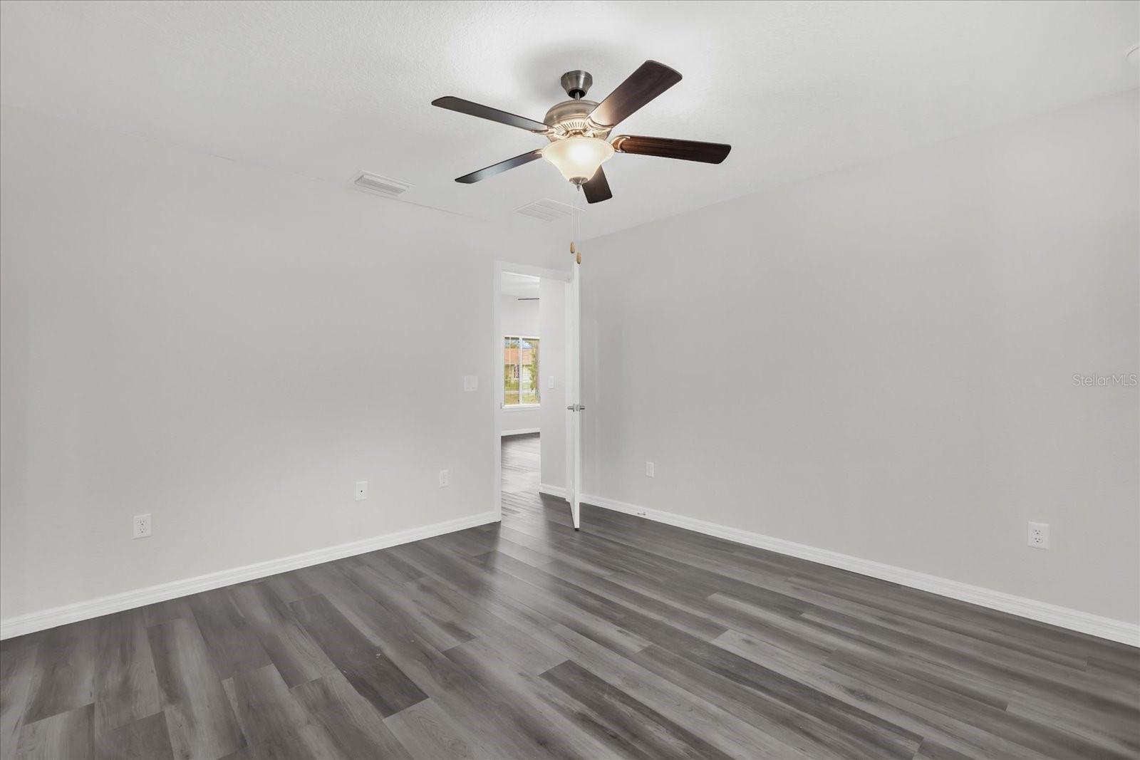 SILVER SPGS SHORES UN #35 - Residential