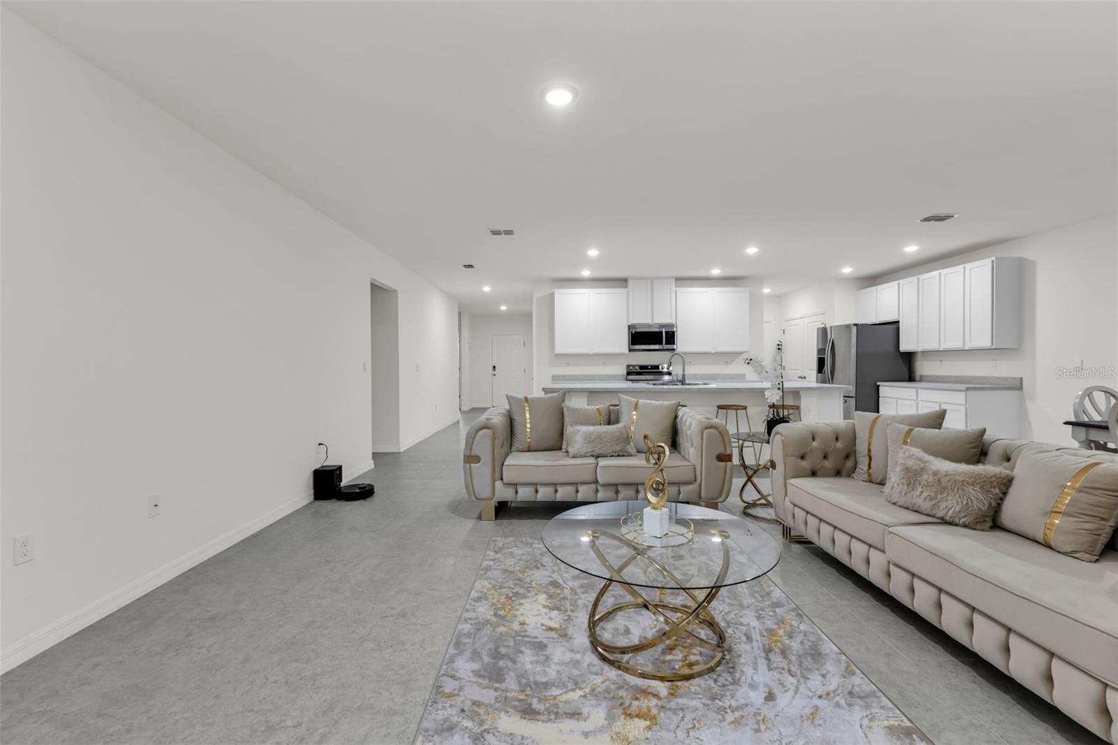 1570 - PORT CHARLOTTE SUB 24 - Residential