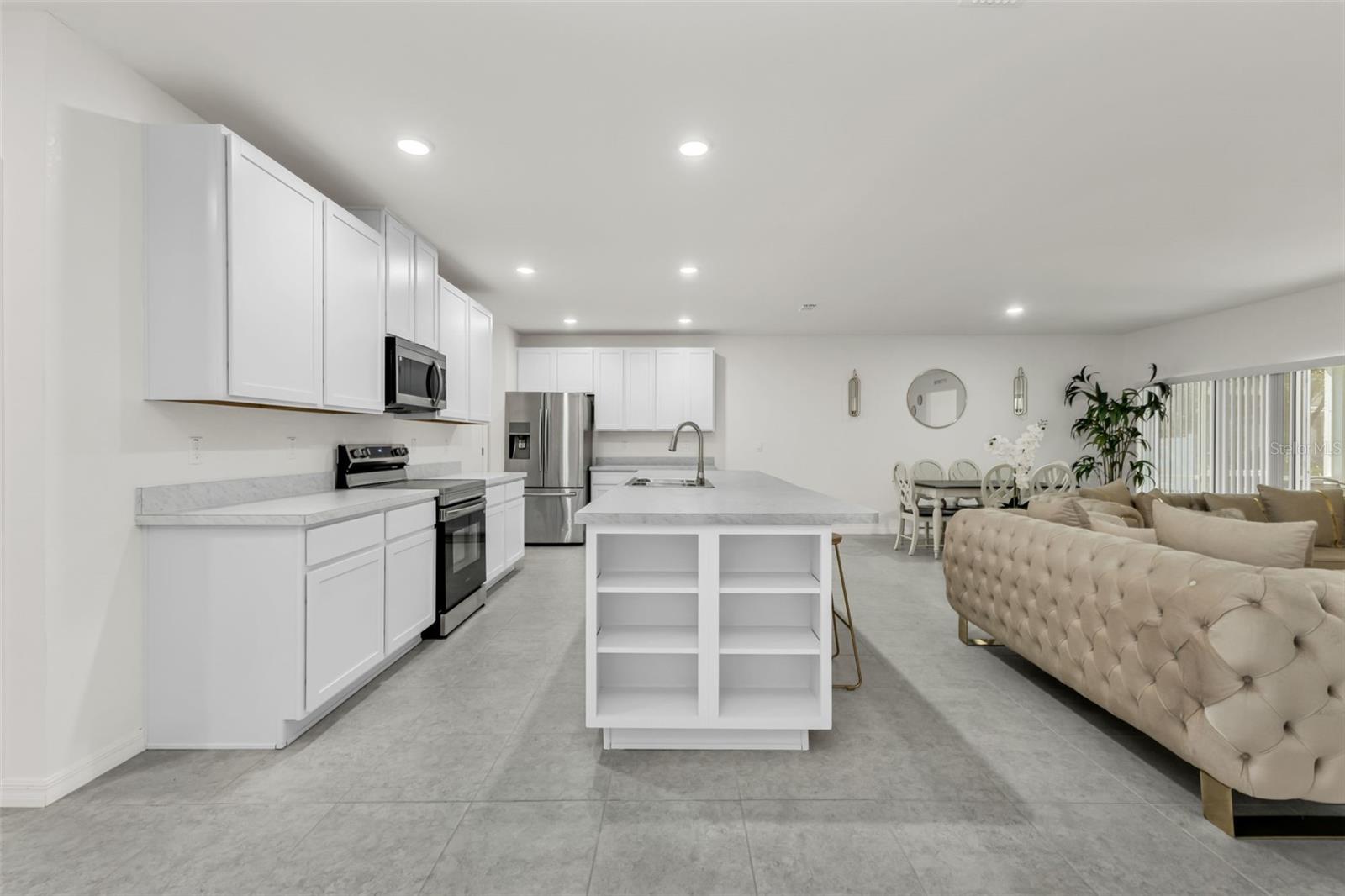 1570 - PORT CHARLOTTE SUB 24 - Residential