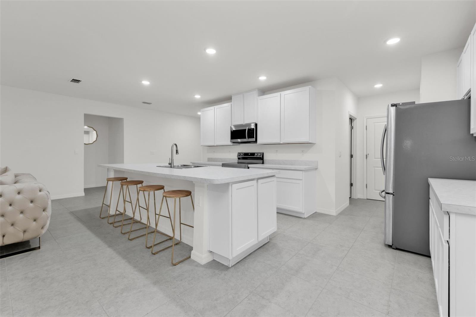 1570 - PORT CHARLOTTE SUB 24 - Residential