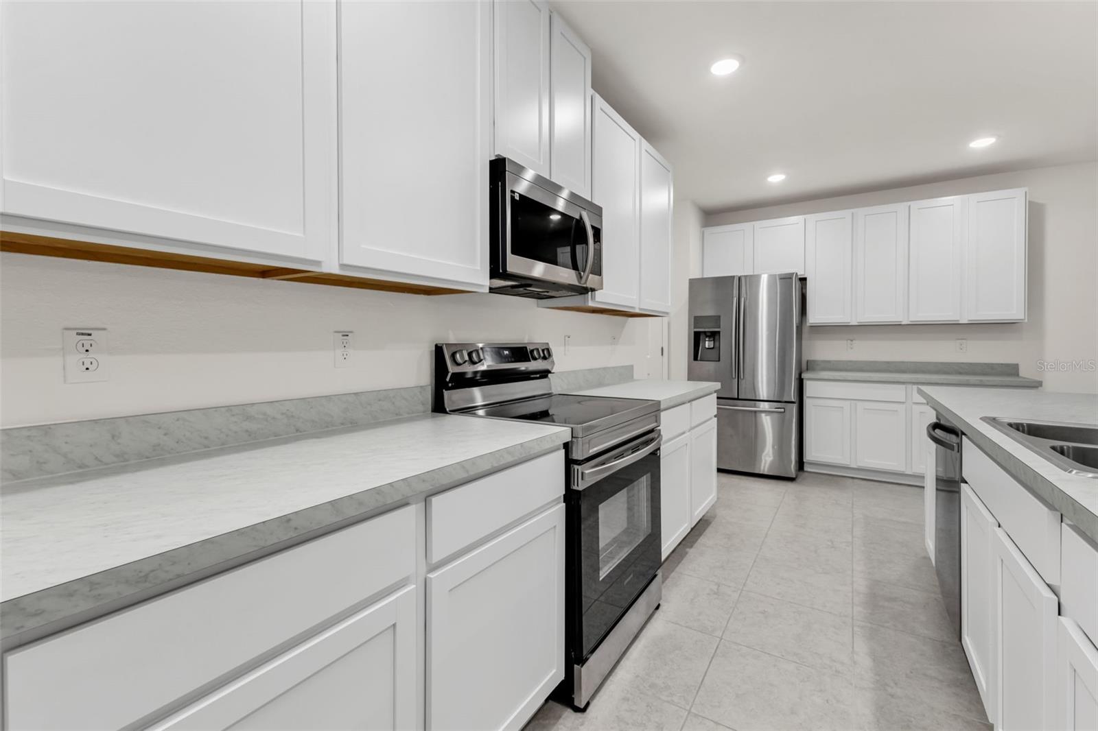 1570 - PORT CHARLOTTE SUB 24 - Residential