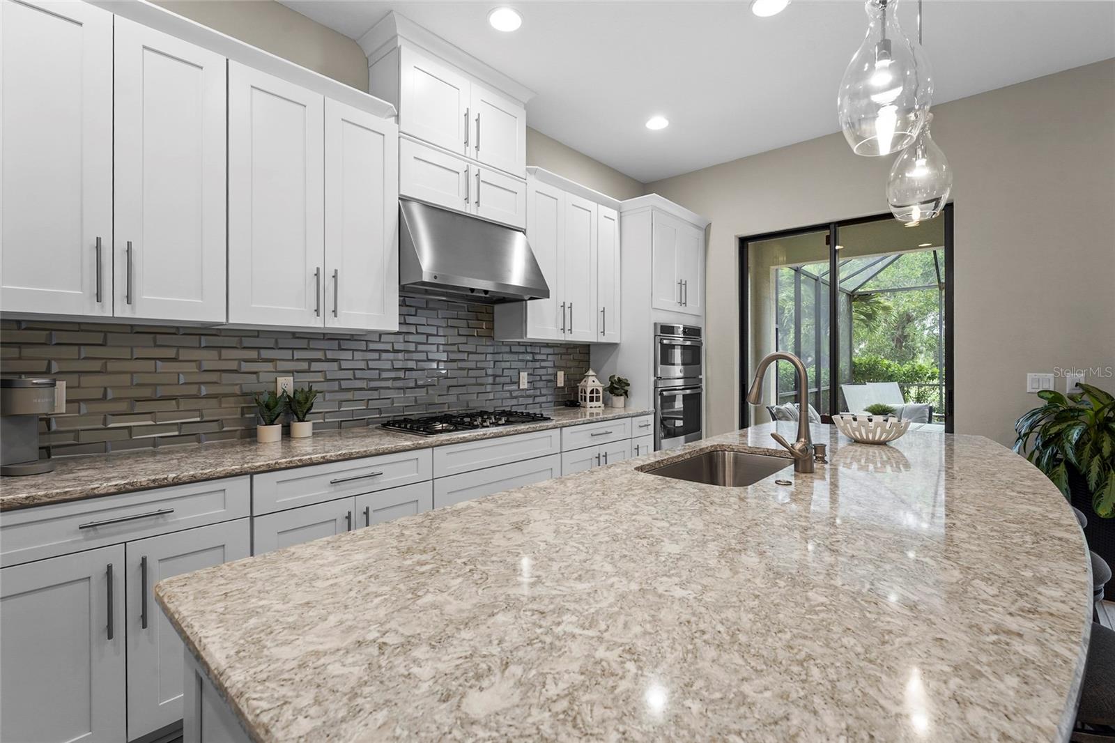 ESPLANADE PH VI - Residential