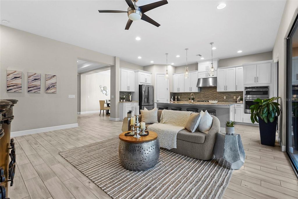 Photo of 13902 Messina Loop, Bradenton, FL 34211 (MLS # A4670793)