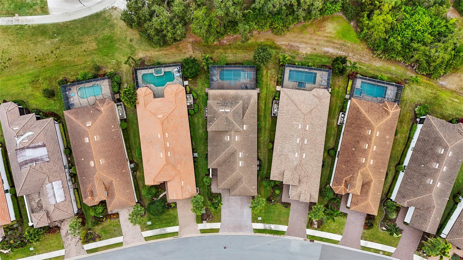 ESPLANADE PH VI - Residential