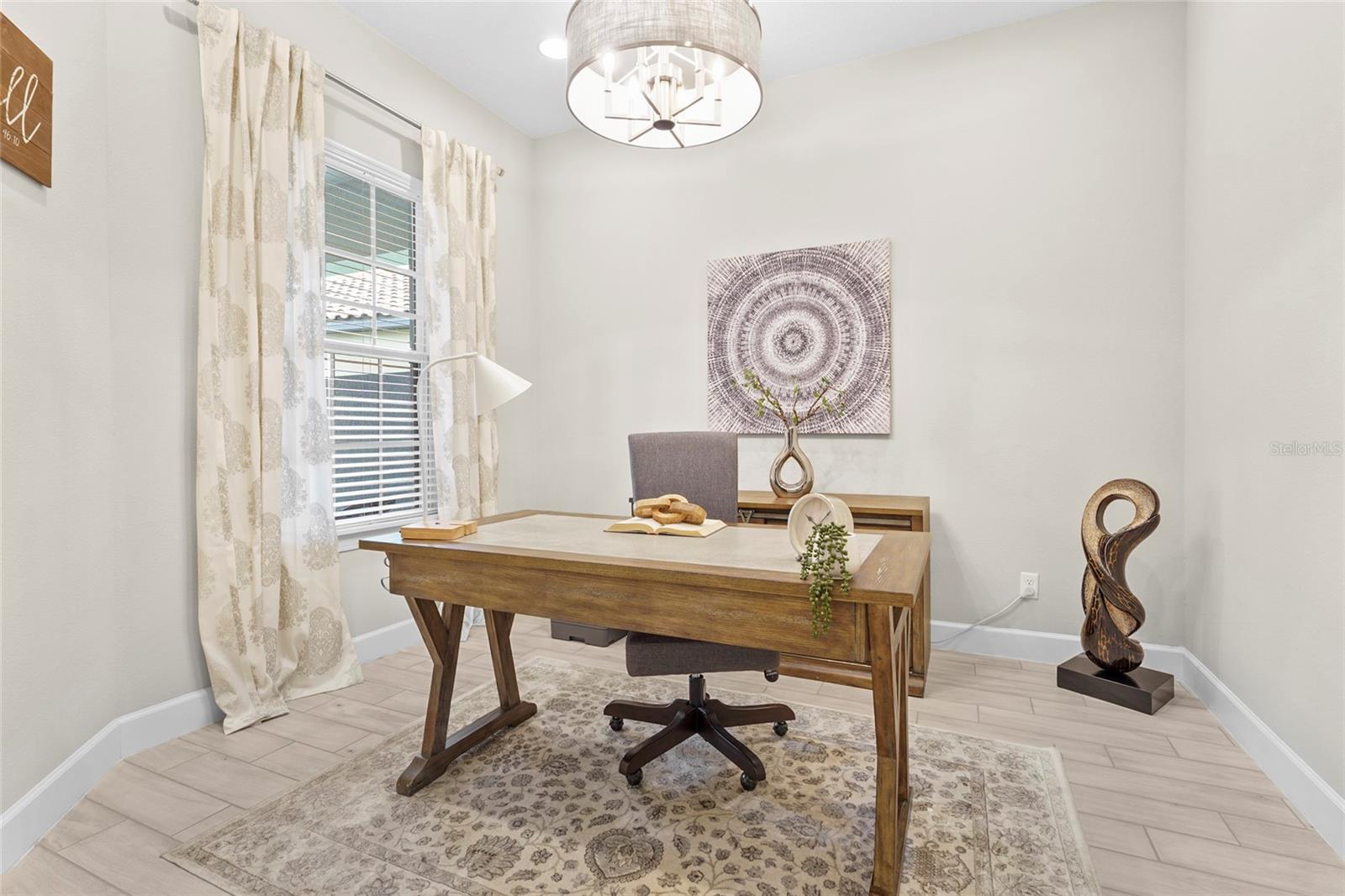 ESPLANADE PH VI - Residential