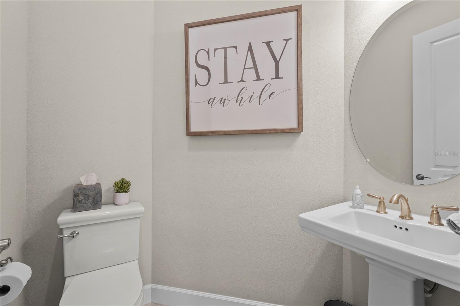 ESPLANADE PH VI - Residential