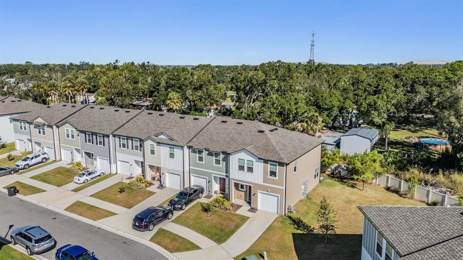 DUG CRK TWNHMS - Residential