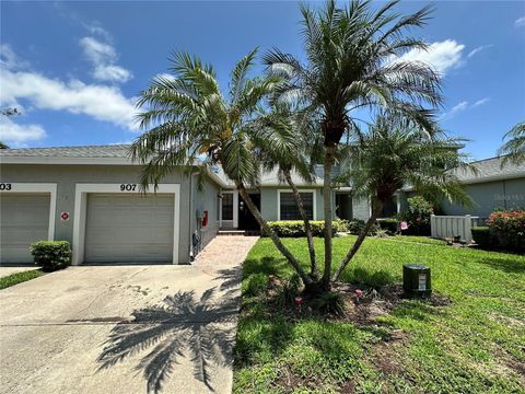 907 SAN CARLOS AVENUE NE ST PETERSBURG FL 33702
