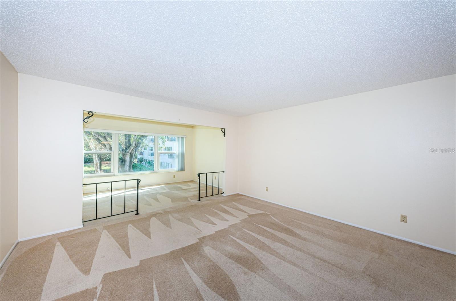 2295 AMERICUS BOULEVARD E 29