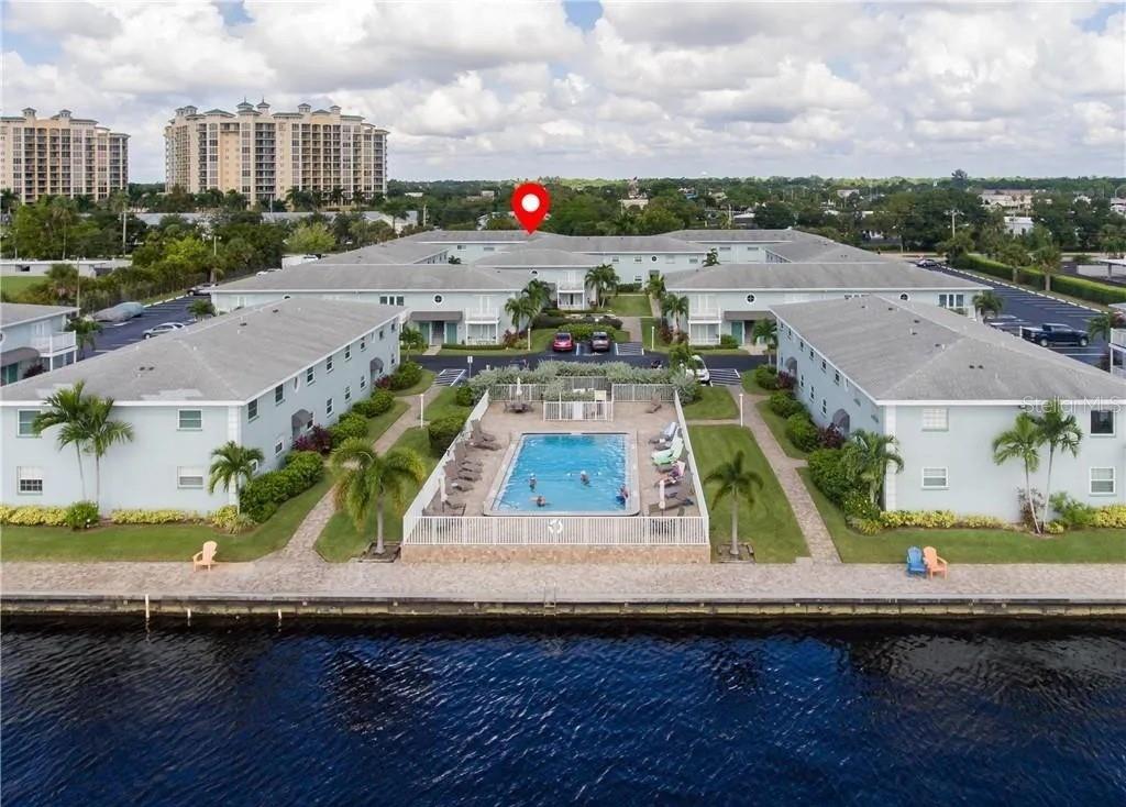 PALMS/WATERS EDGE - Residential
