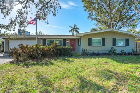 A home in LARGO