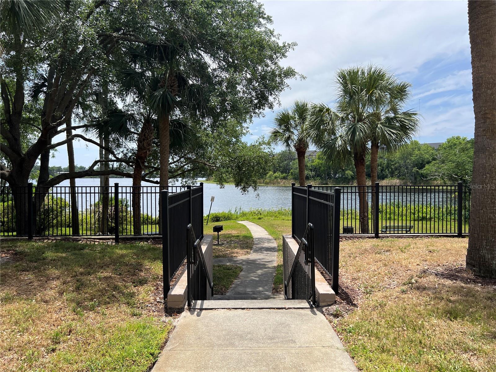 VISCONTI WEST - Residential Lease