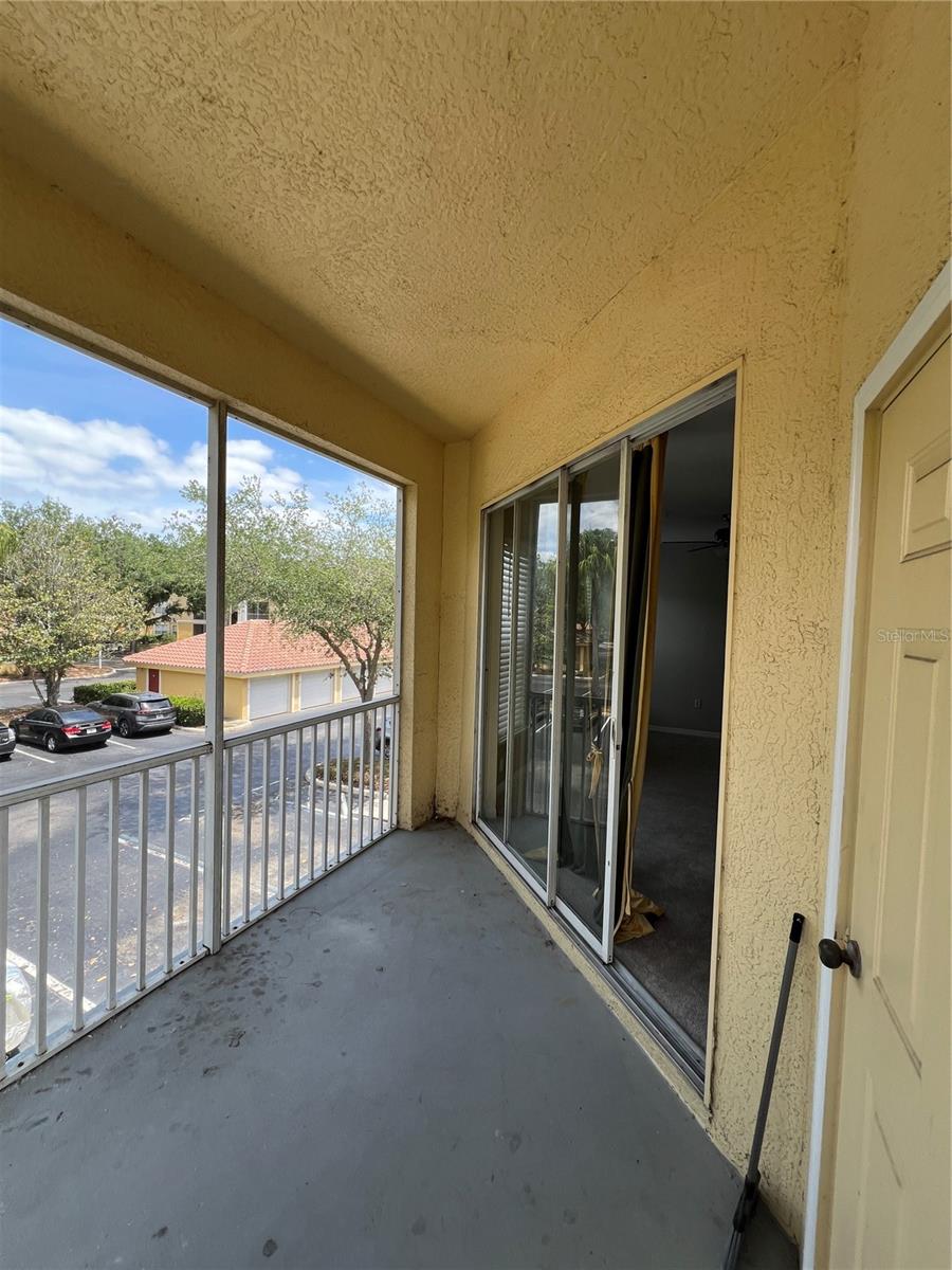 VISCONTI WEST - Residential Lease