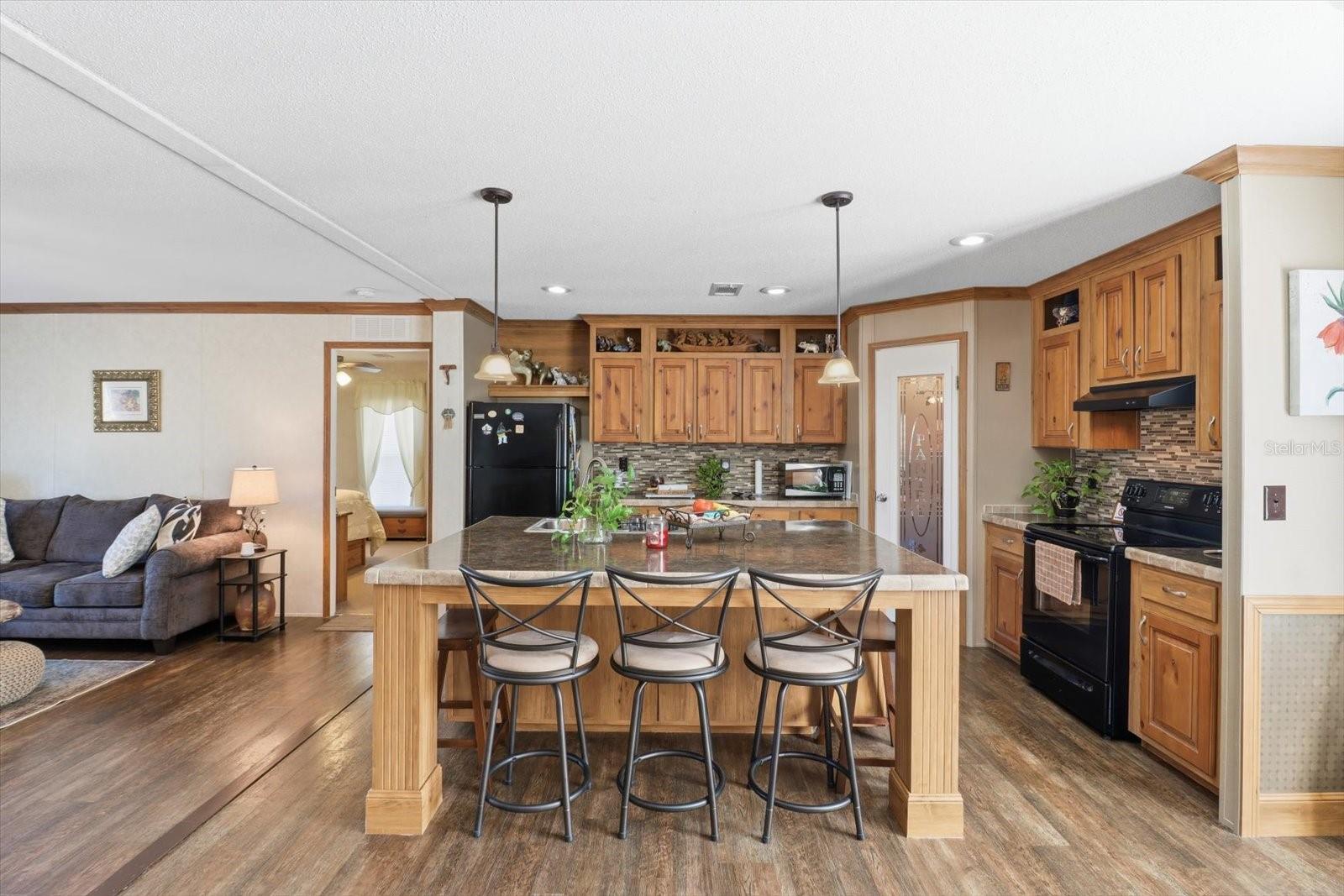 LAKE ROUSSEAU ACRES UNREC SUB - Residential