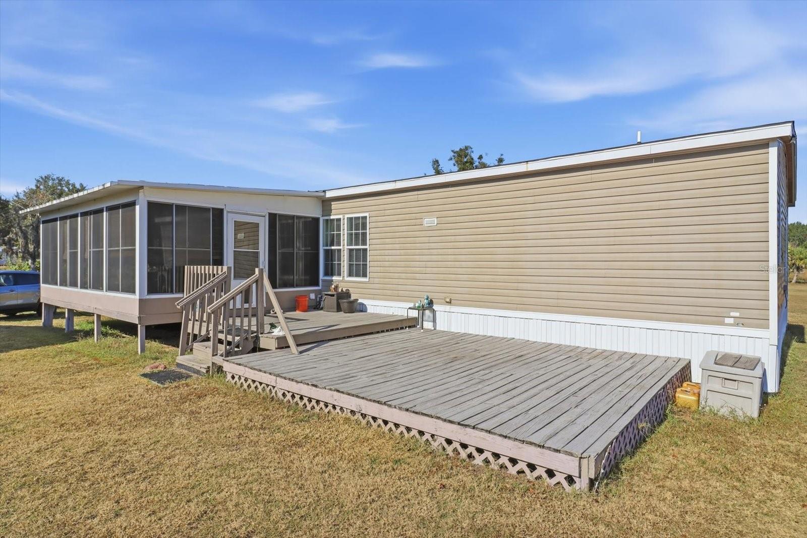 LAKE ROUSSEAU ACRES UNREC SUB - Residential