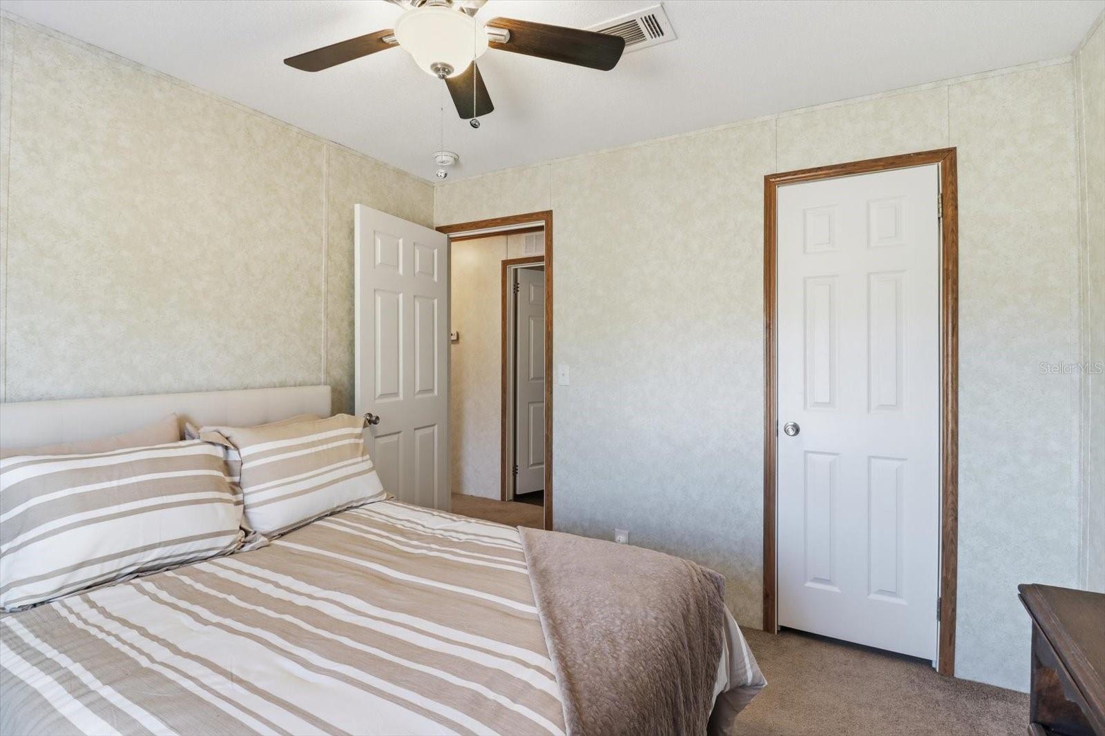 LAKE ROUSSEAU ACRES UNREC SUB - Residential