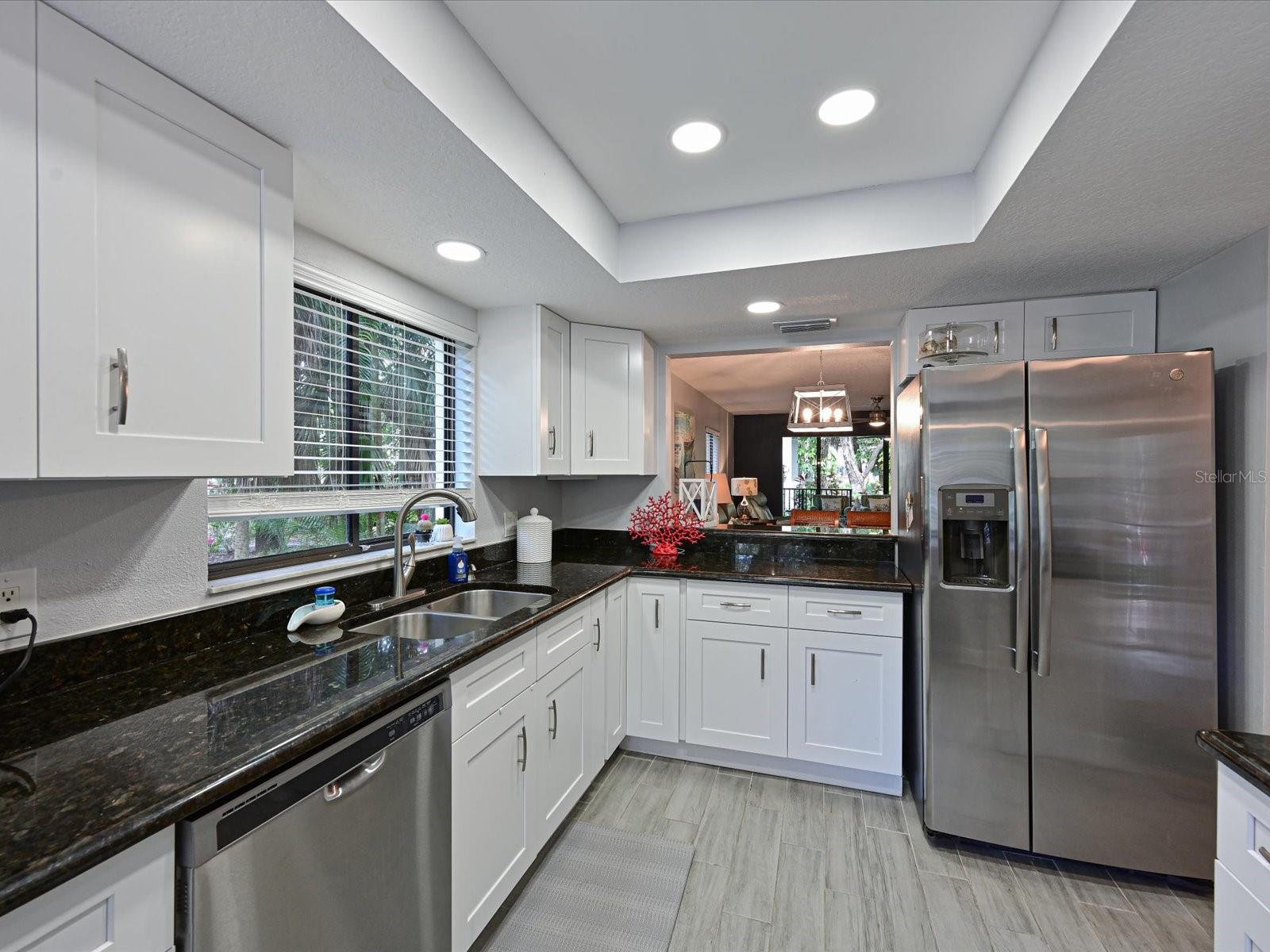 3904 MOURNING DOVE DRIVE 225, BRADENTON, FL, 34210 3 3904 MOURNING DOVE DRIVE 225