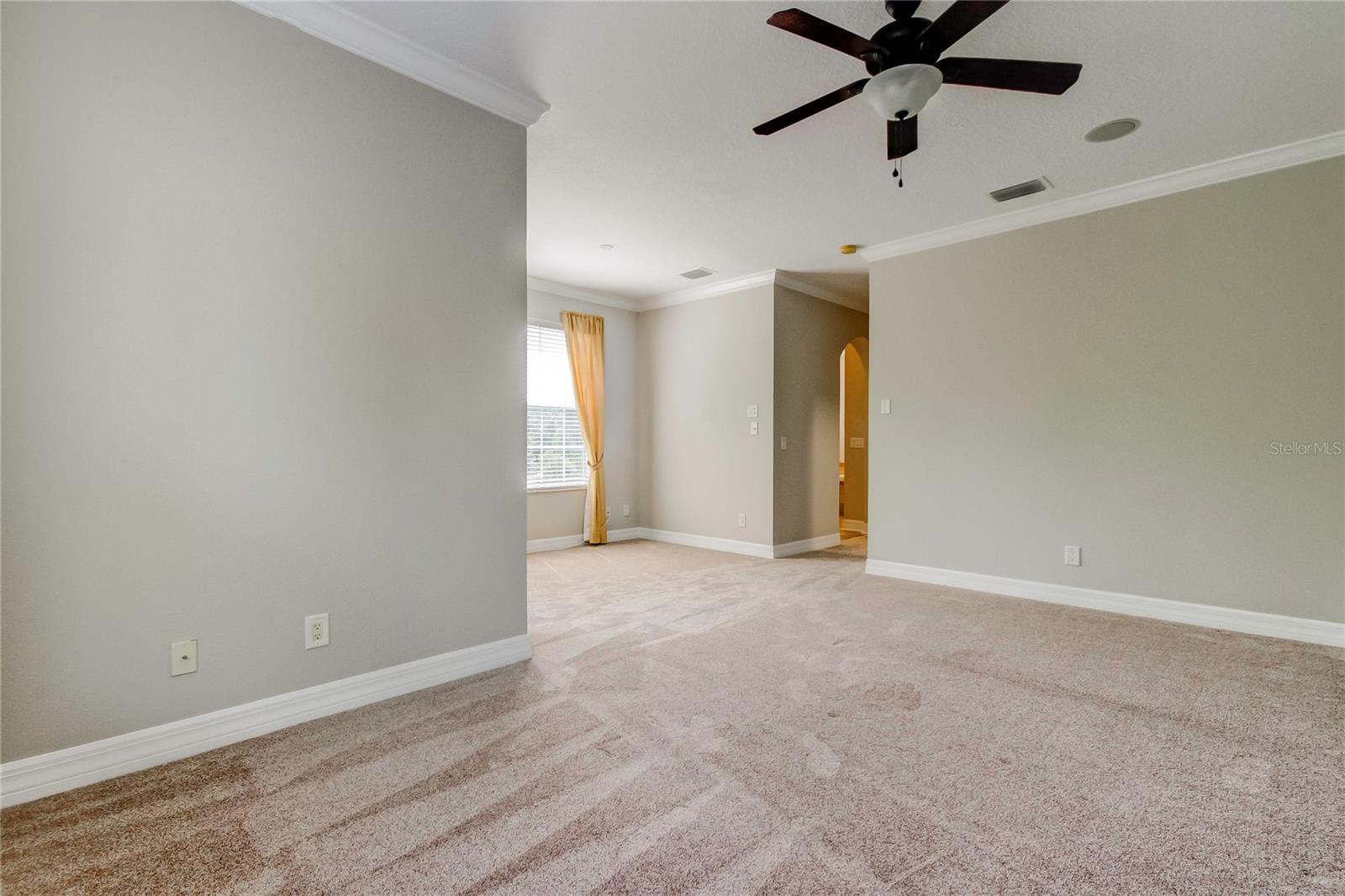 SOUTH HAMPTON - Residential