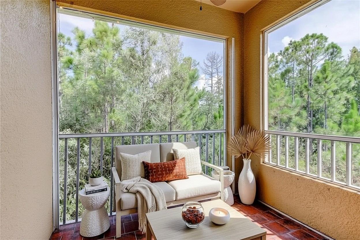 SOUTH HAMPTON - Residential