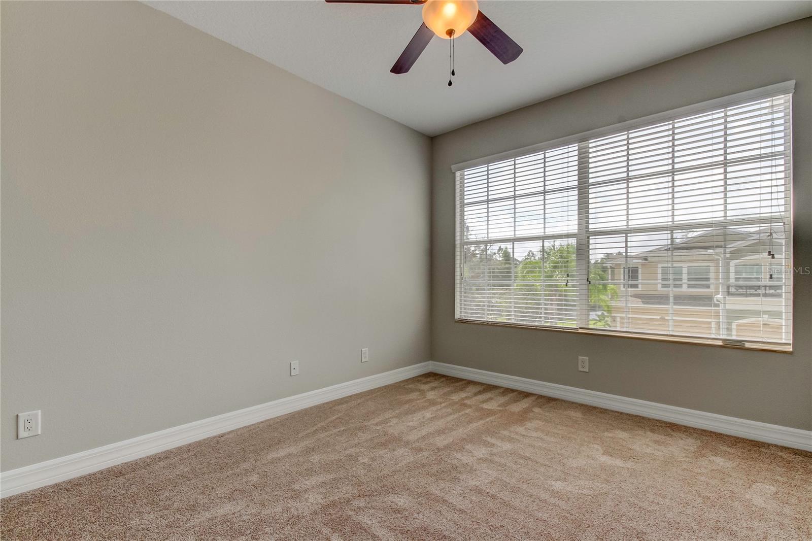 SOUTH HAMPTON - Residential