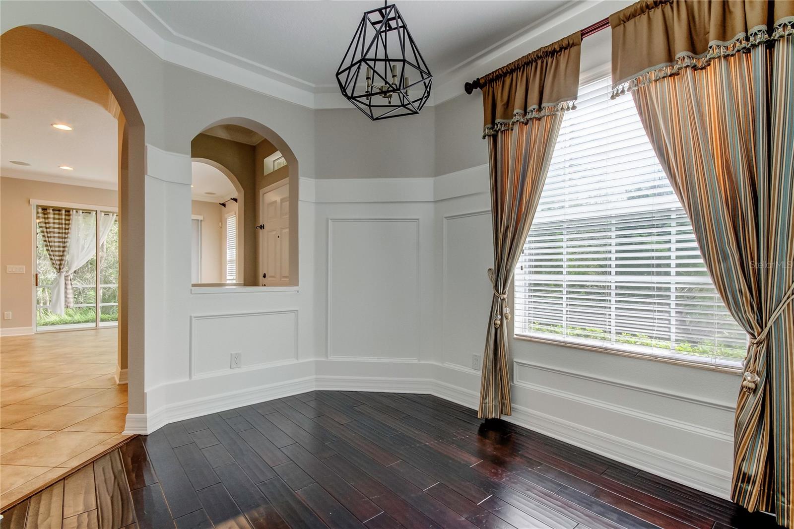 SOUTH HAMPTON - Residential