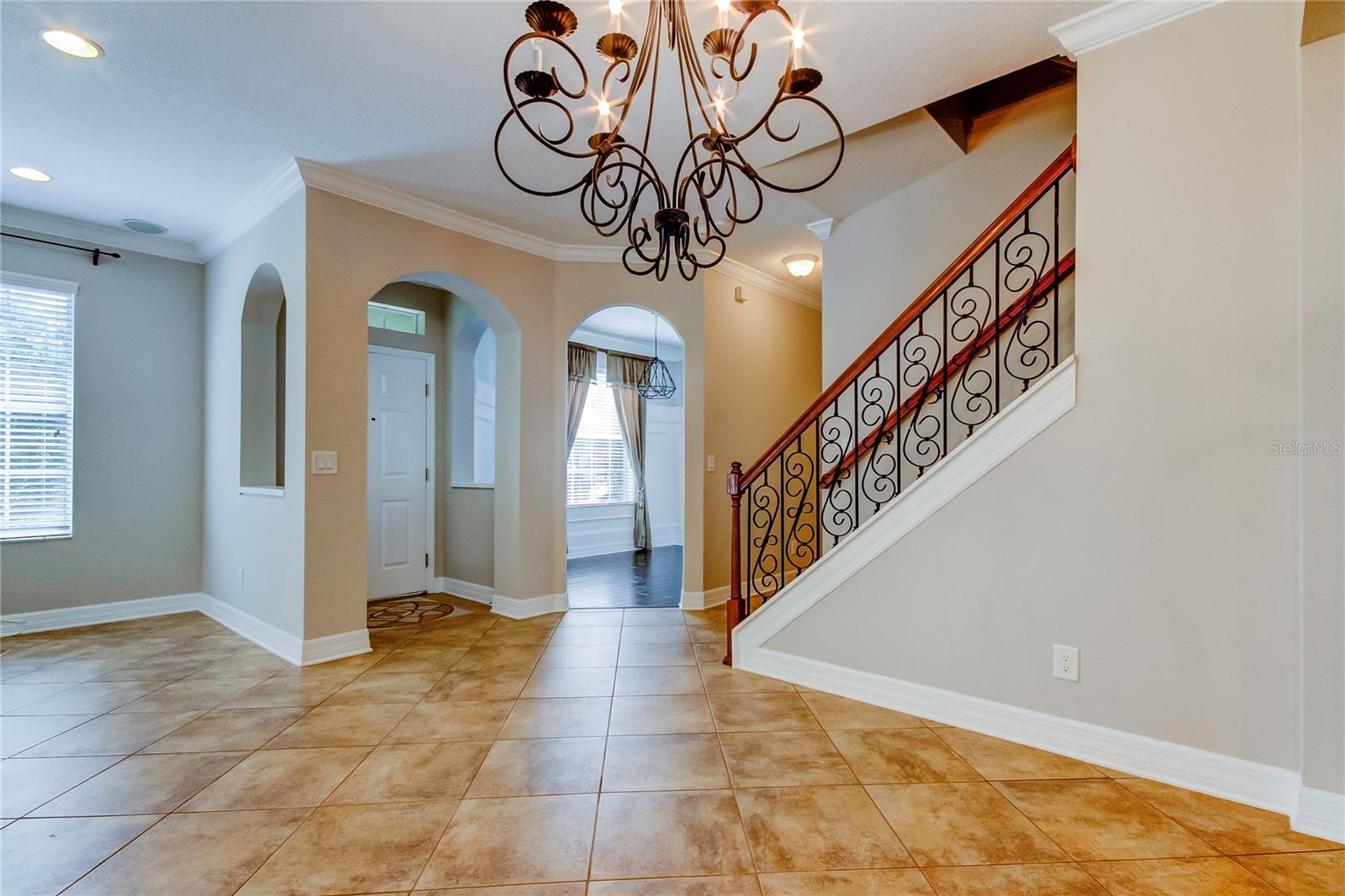 SOUTH HAMPTON - Residential