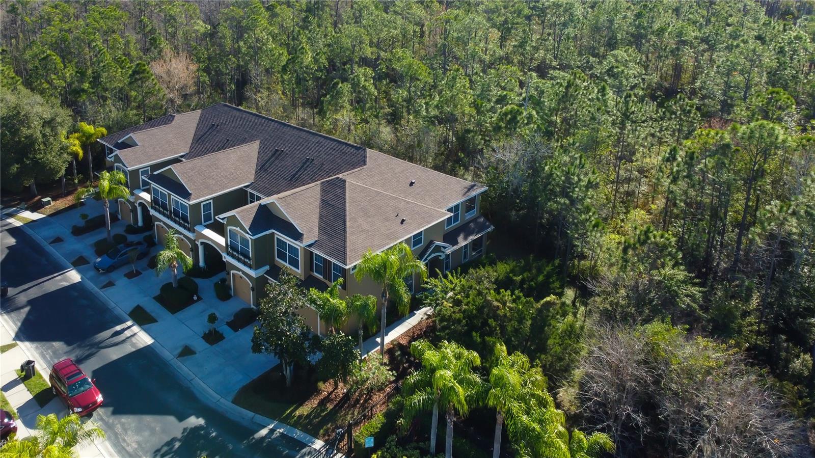 SOUTH HAMPTON - Residential