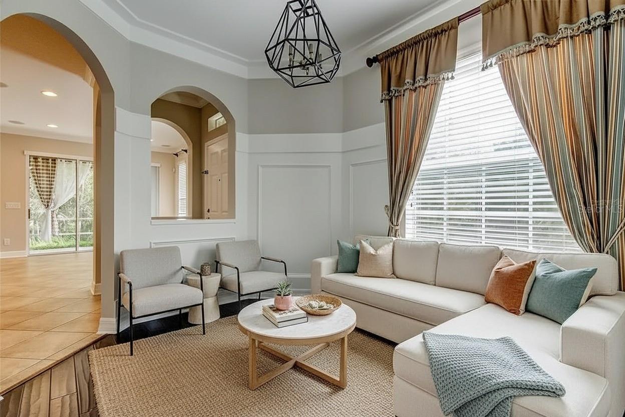 SOUTH HAMPTON - Residential