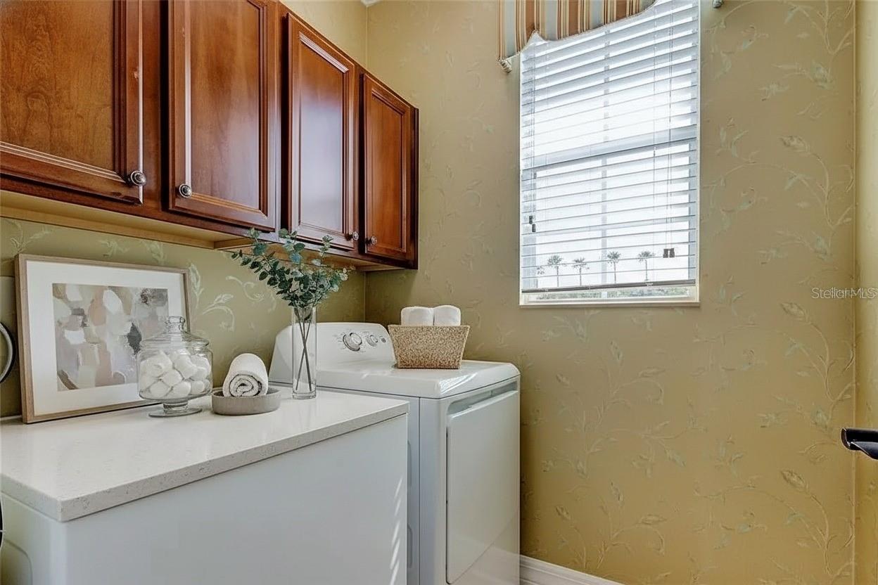 SOUTH HAMPTON - Residential