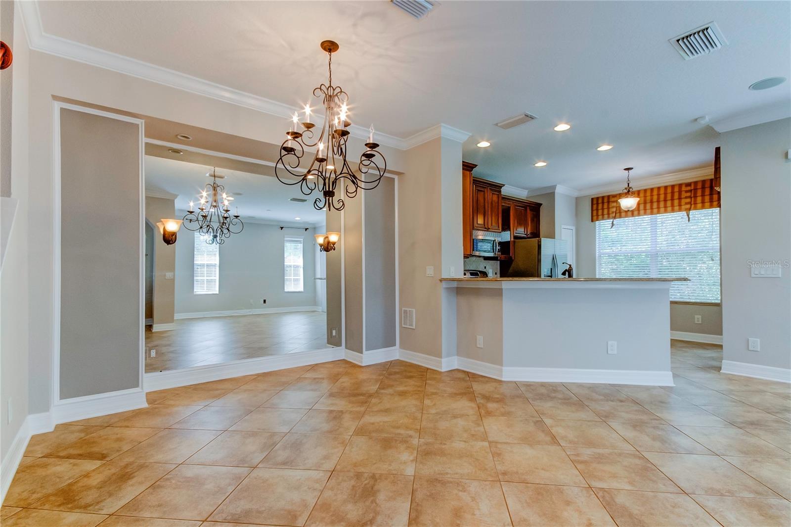 SOUTH HAMPTON - Residential