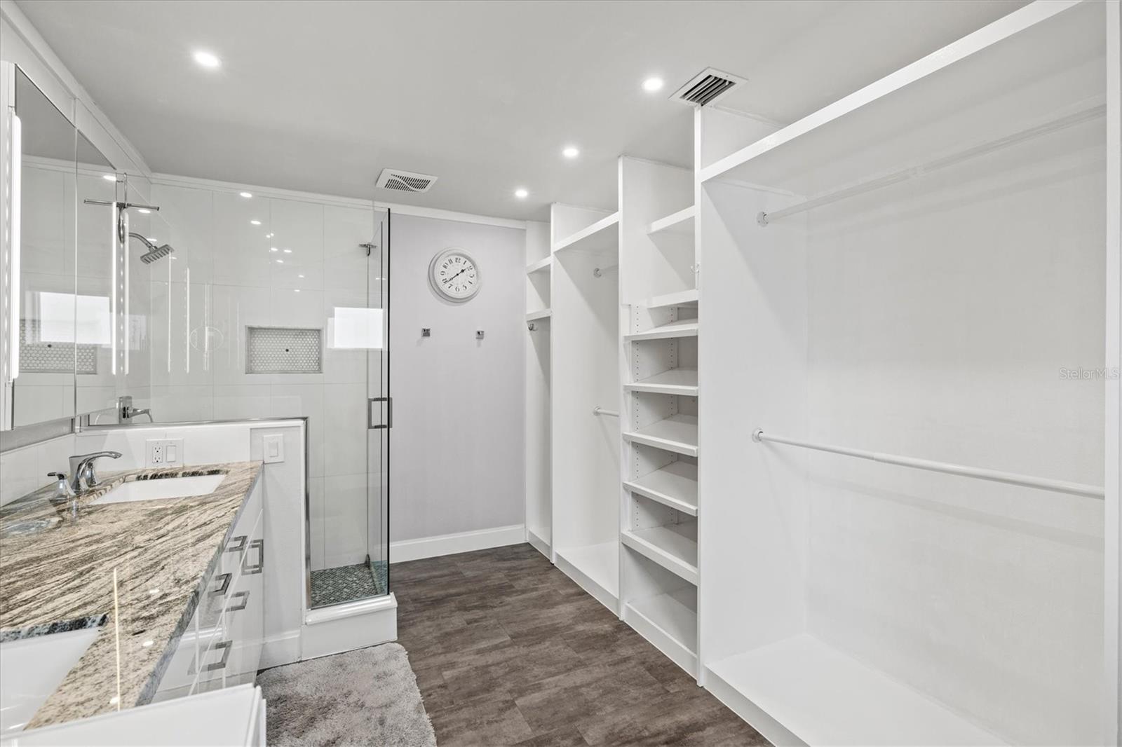 GLENBROOKE - Residential