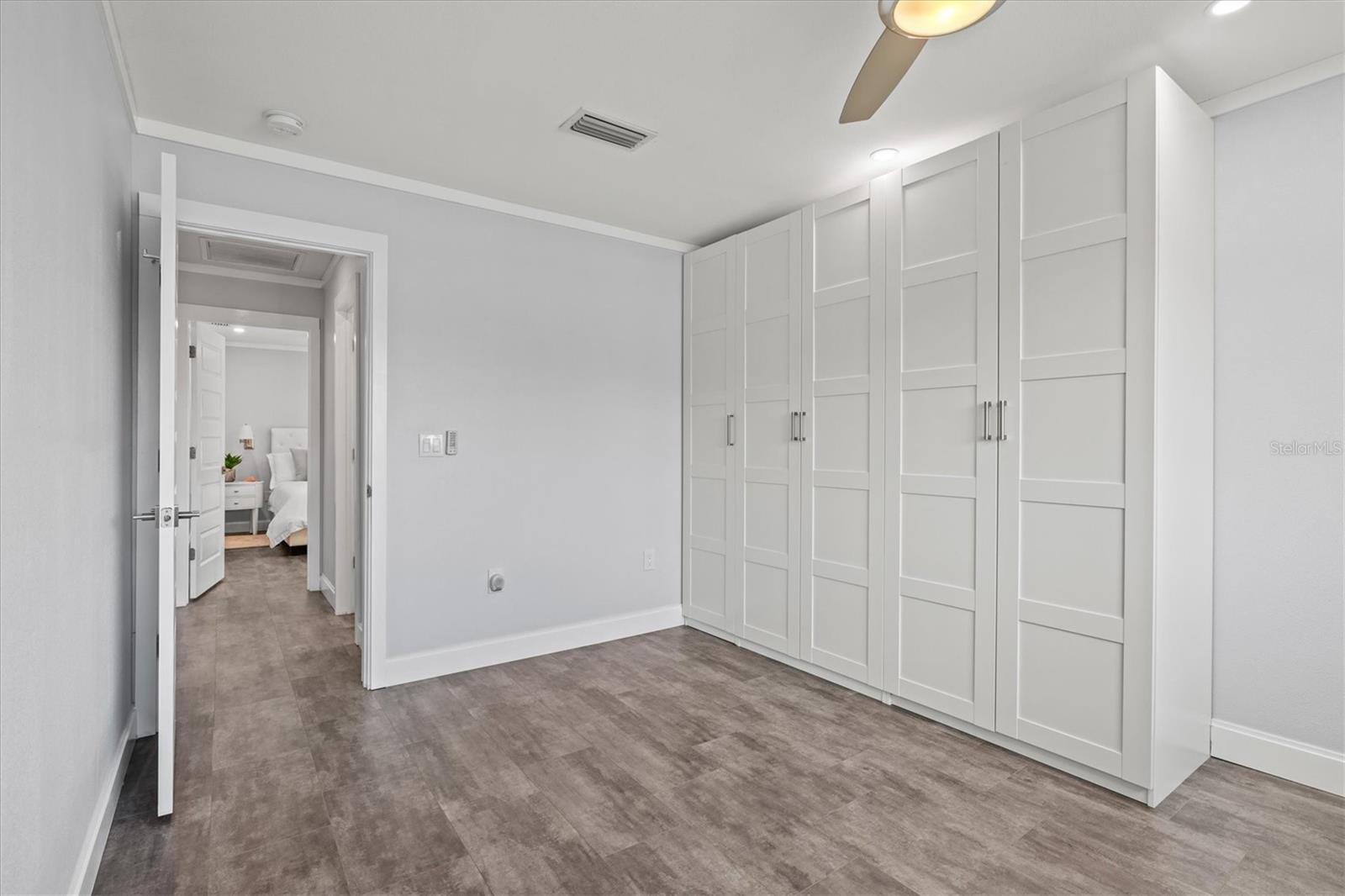 GLENBROOKE - Residential