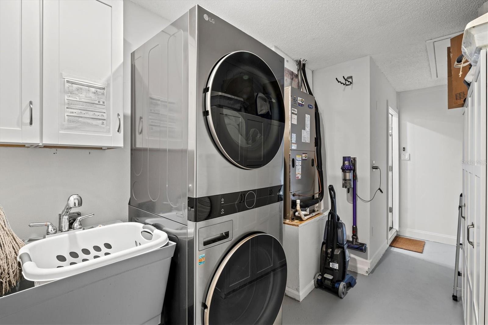 GLENBROOKE - Residential