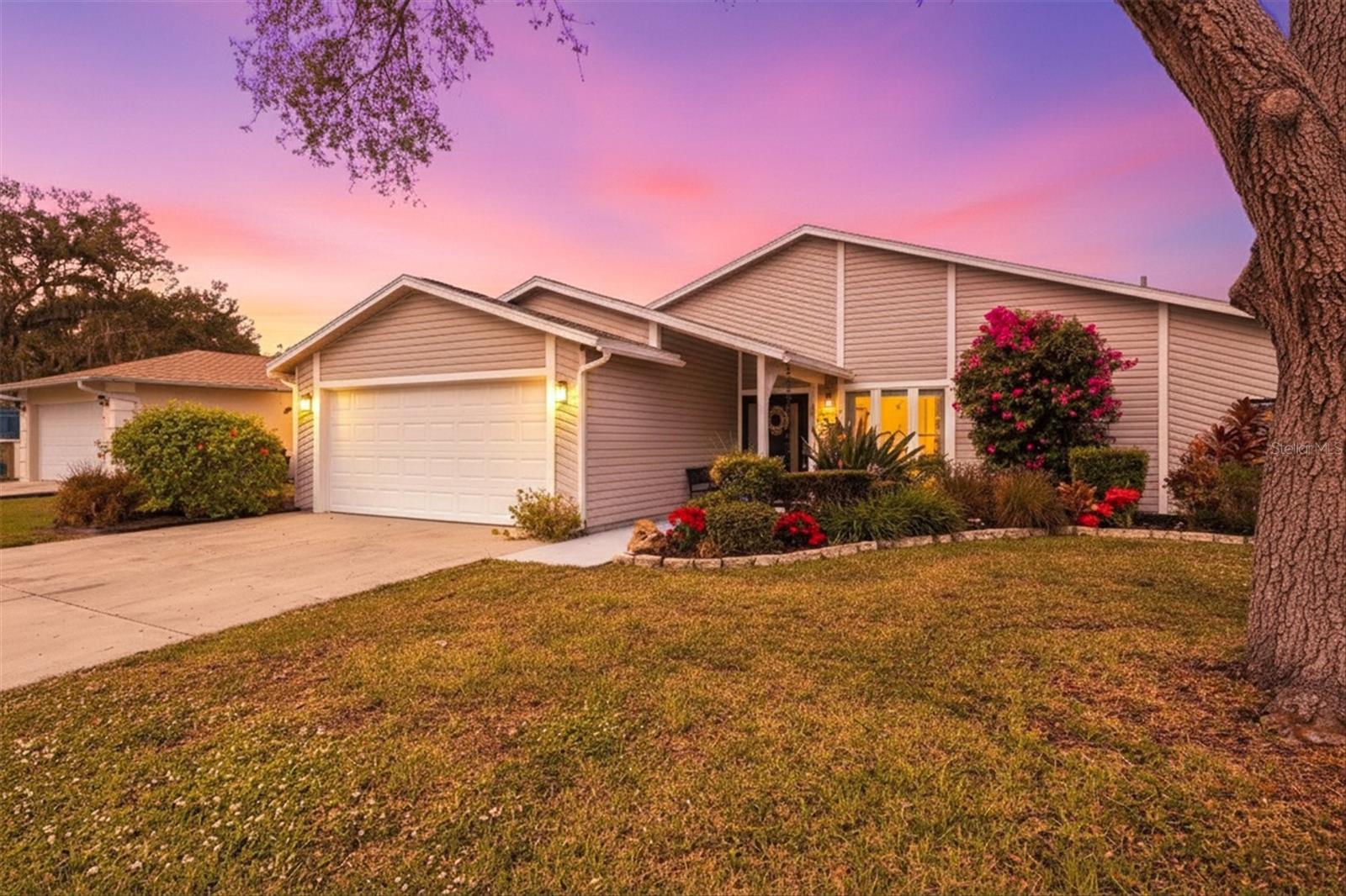 4811 GLENBROOKE DRIVE