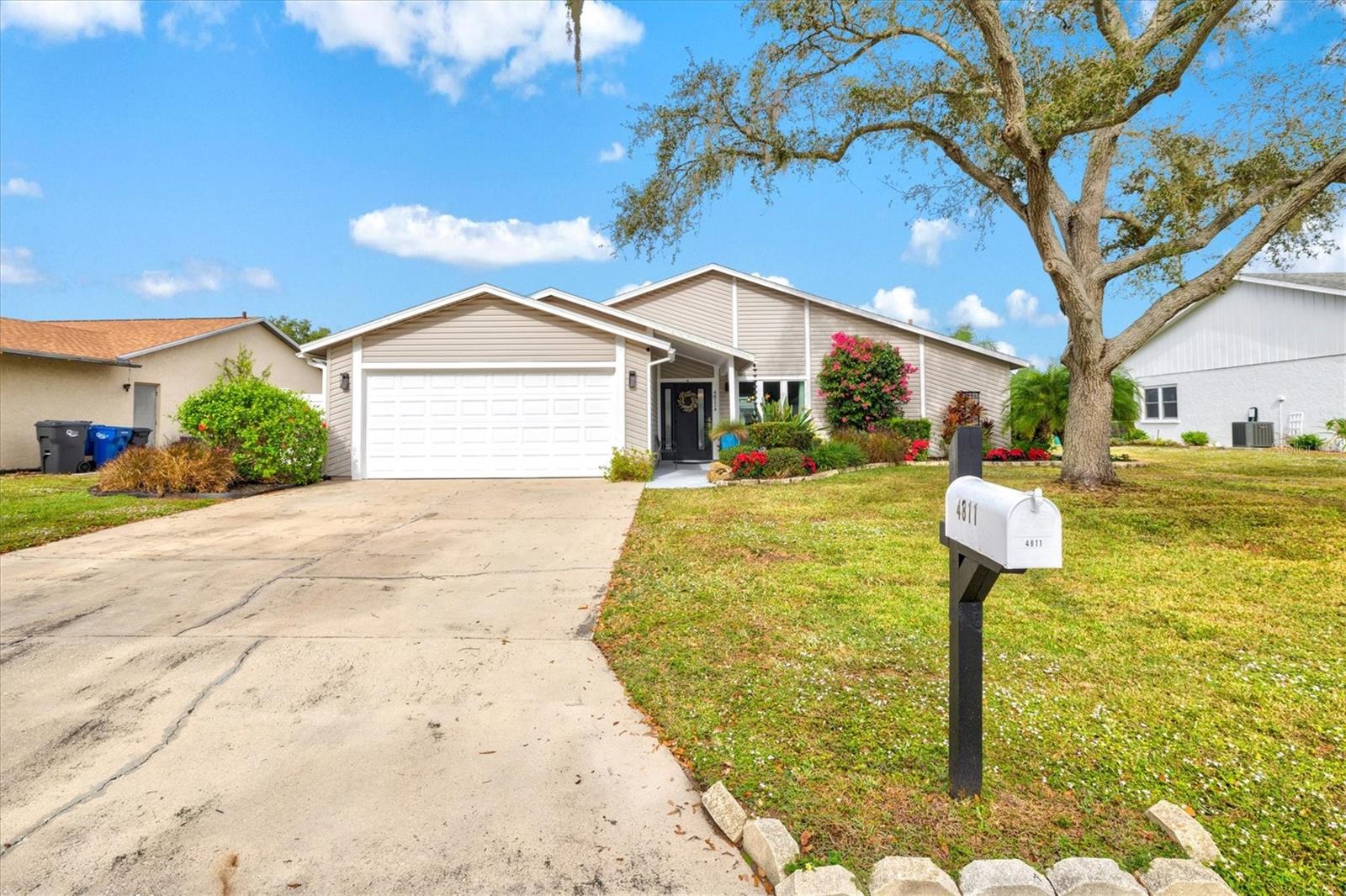 4811 GLENBROOKE DRIVE