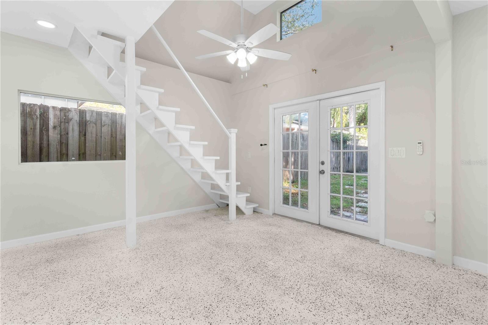 WOODLAWN - Residential Lease