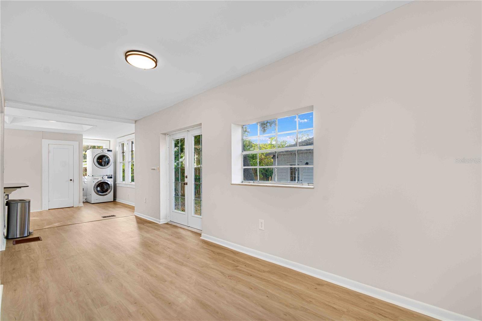 WOODLAWN - Residential Lease