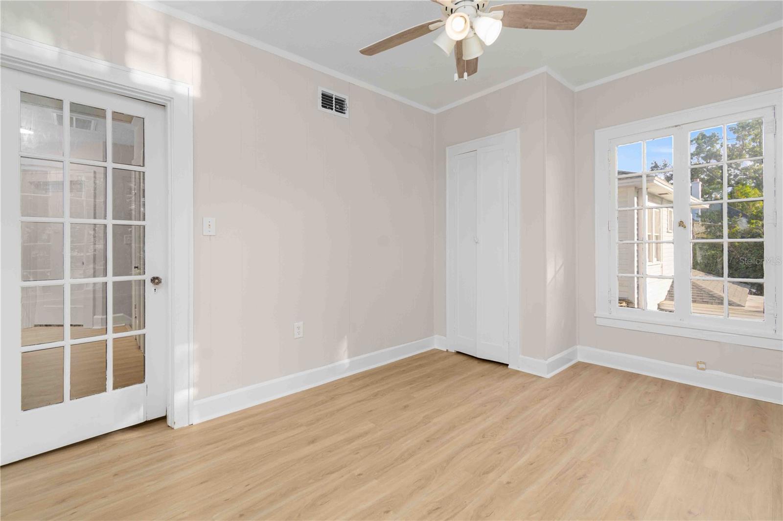 WOODLAWN - Residential Lease