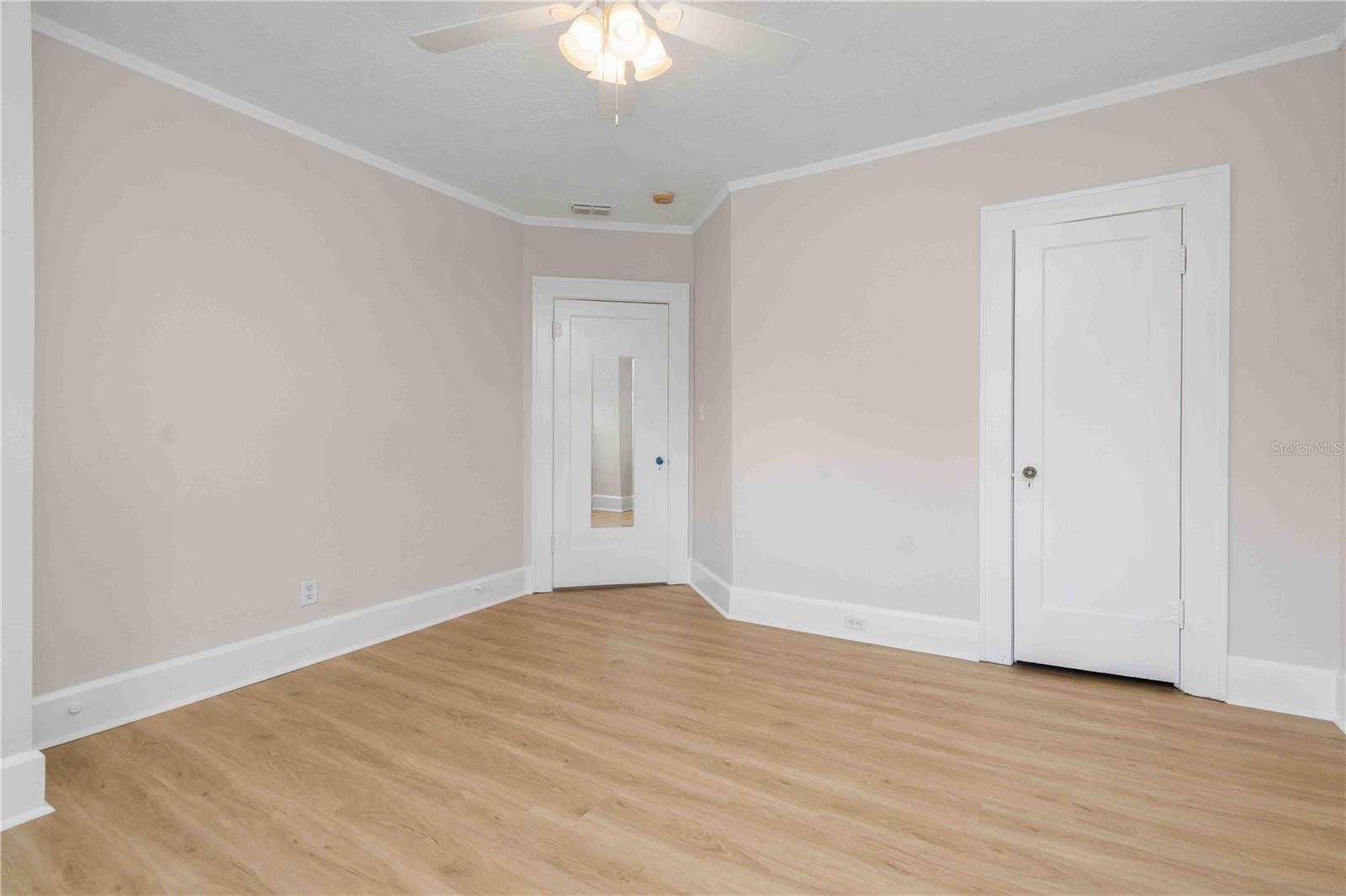 WOODLAWN - Residential Lease