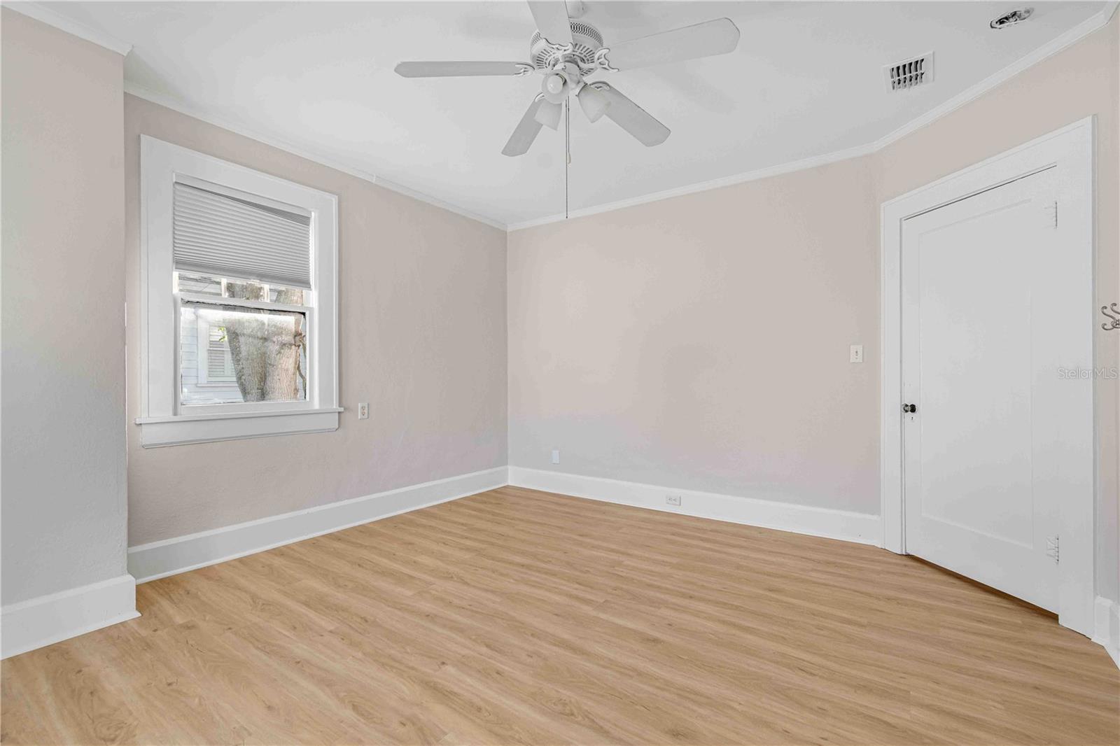 WOODLAWN - Residential Lease