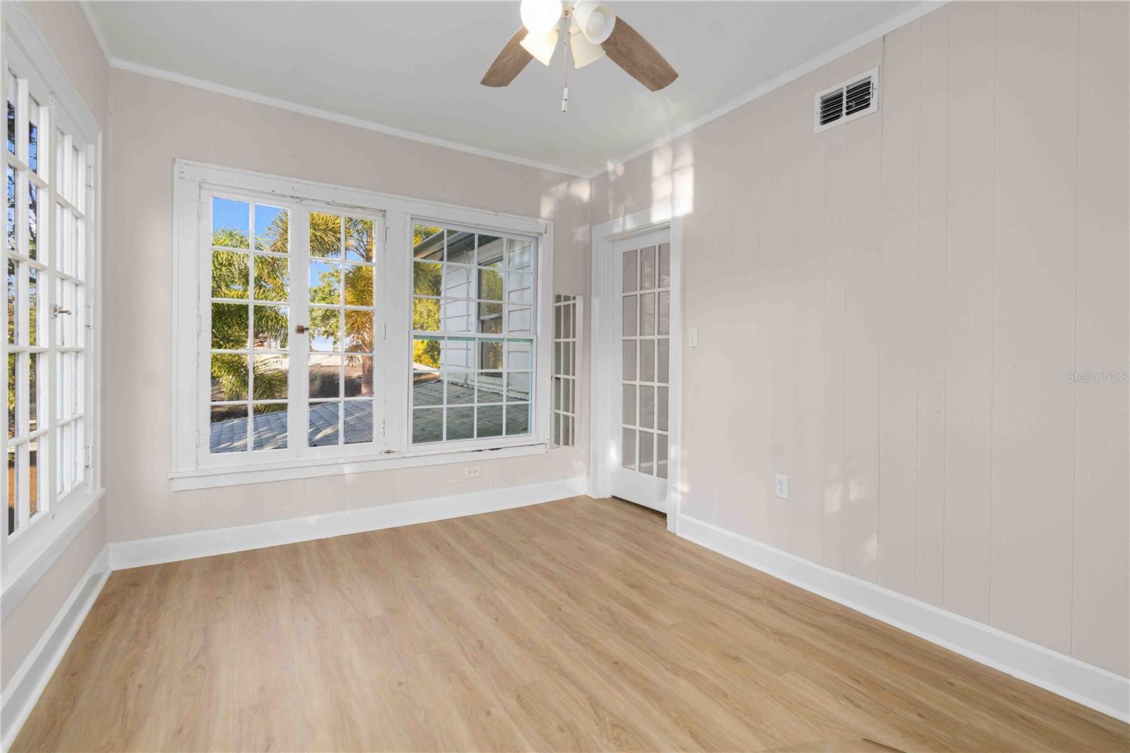 WOODLAWN - Residential Lease