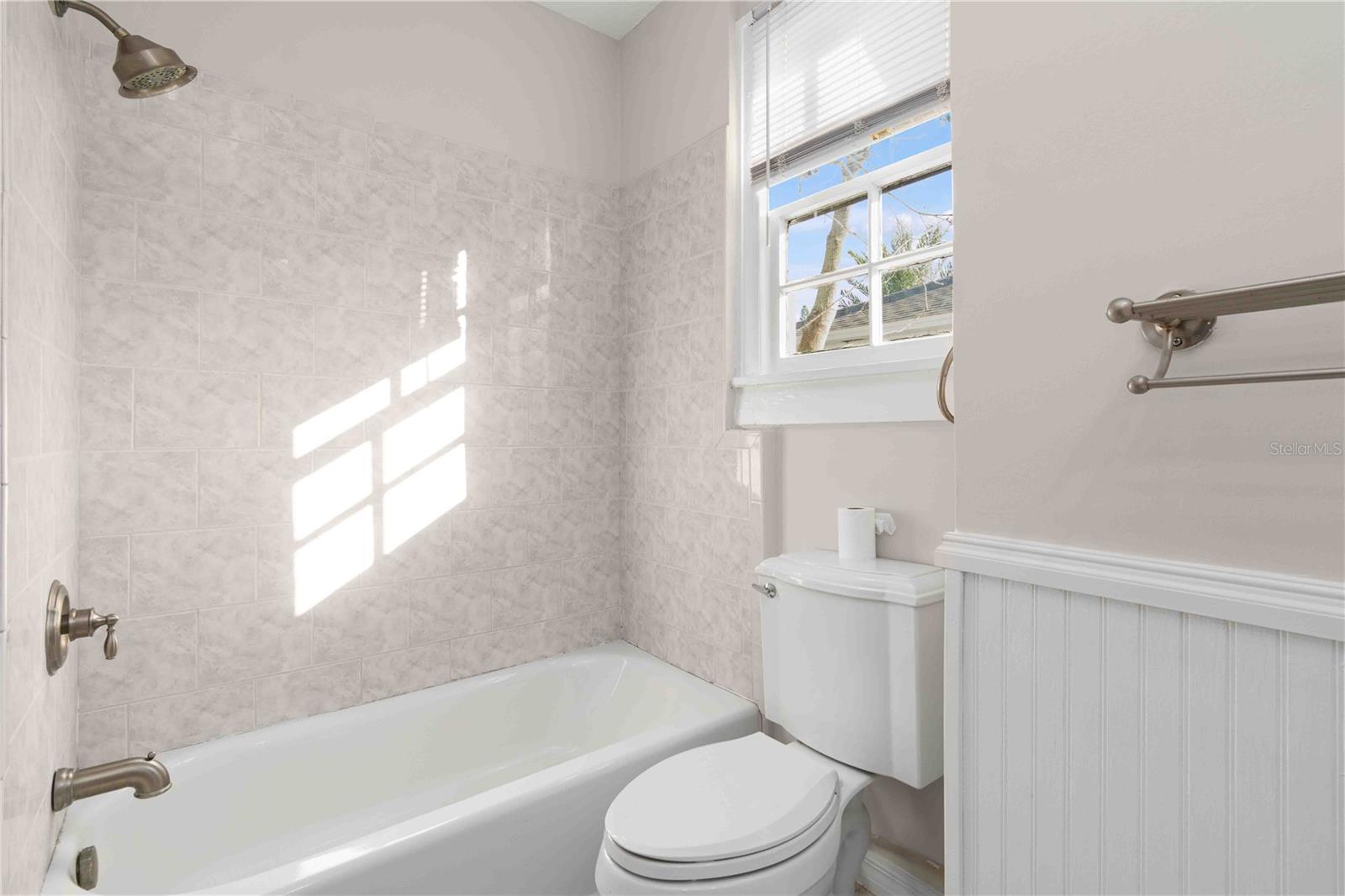 WOODLAWN - Residential Lease